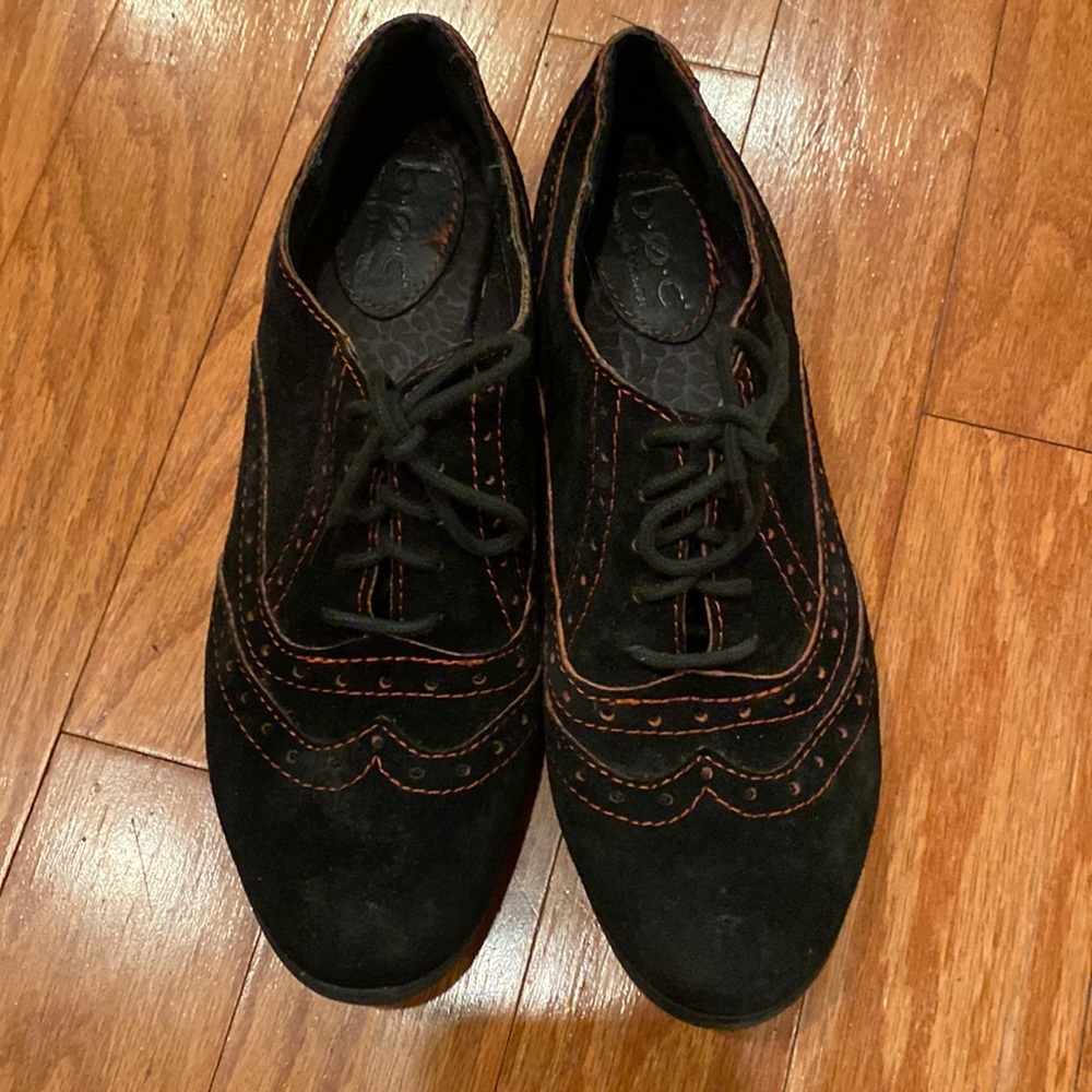 B.o.c. Black suede oxford’s size 9